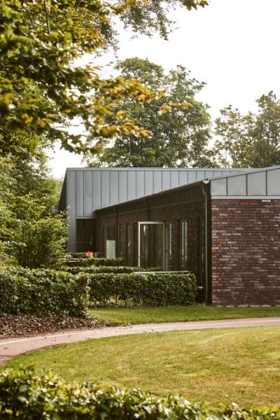 Eine schöne Materialkombination, Engparken 1, 9500 Rørbæk